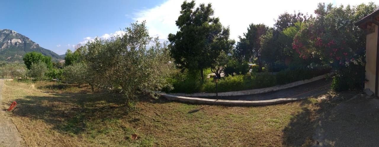 Agriturismo Funtan'Arva Loculi Ngoại thất bức ảnh